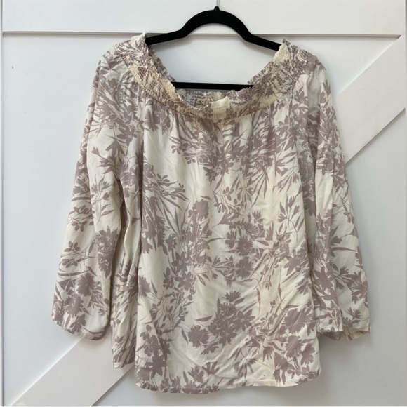 O'Neill Smocked off the shoulder blouse - Picture 2 of 6